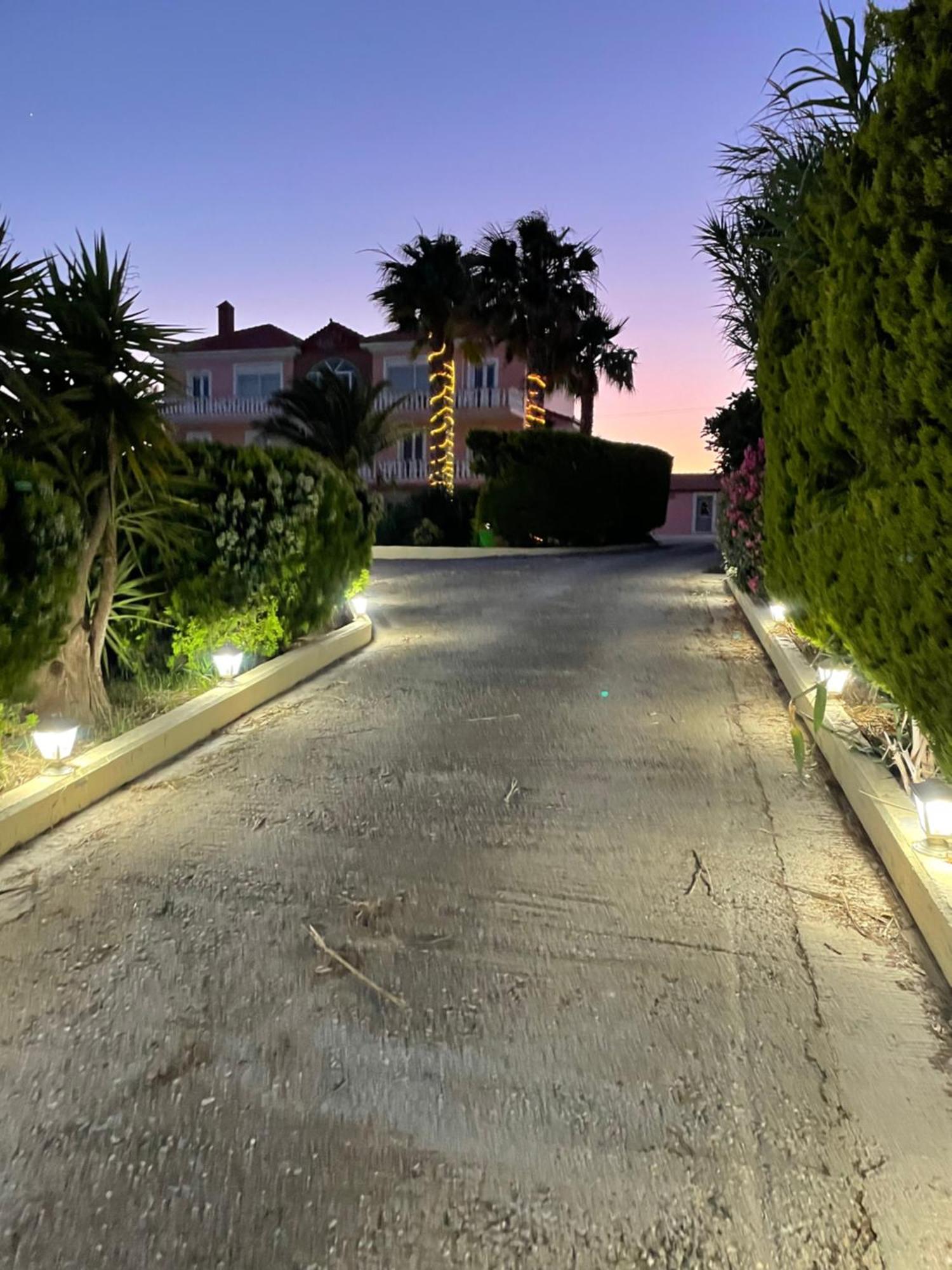 Villa Lagosta Varos Екстер'єр фото